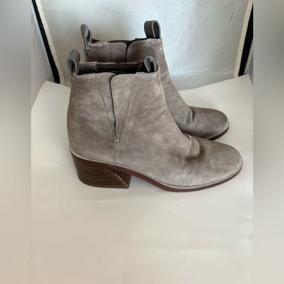 Mercedes Castillo Gray suede Leather Ankle Boots EU37 US7 - Picture 2 of 8